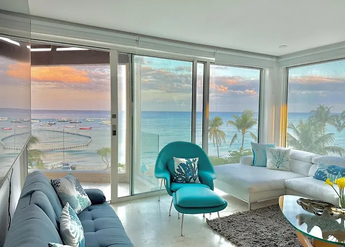 Private Club-penthouse For Large Groups Apartment