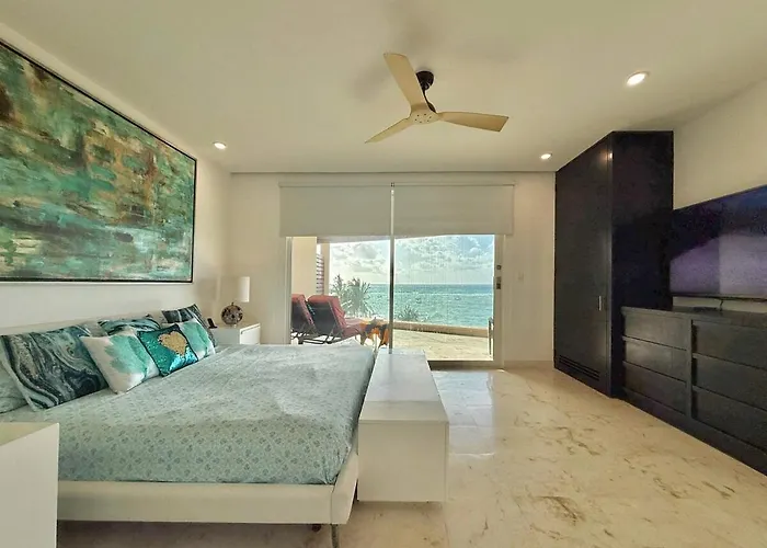 Private Club-penthouse For Large Groups *