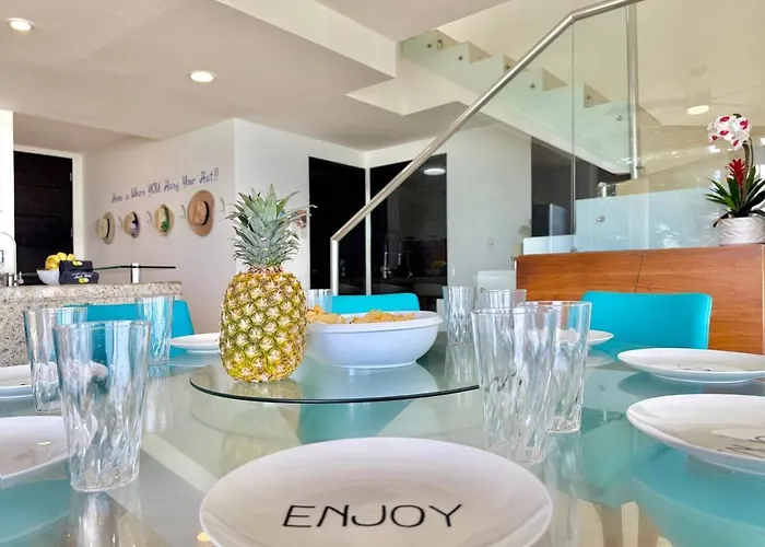 Private Club-penthouse For Large Groups Apartment *
