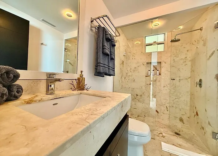 Apartment Private Club-penthouse For Large Groups