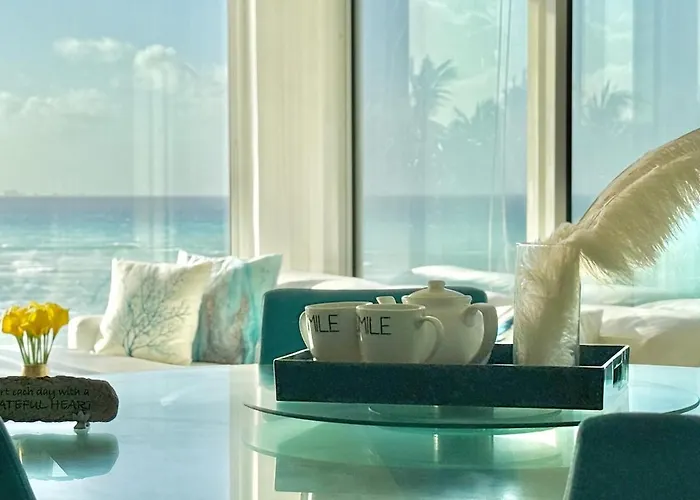 Private Club-penthouse For Large Groups Apartment