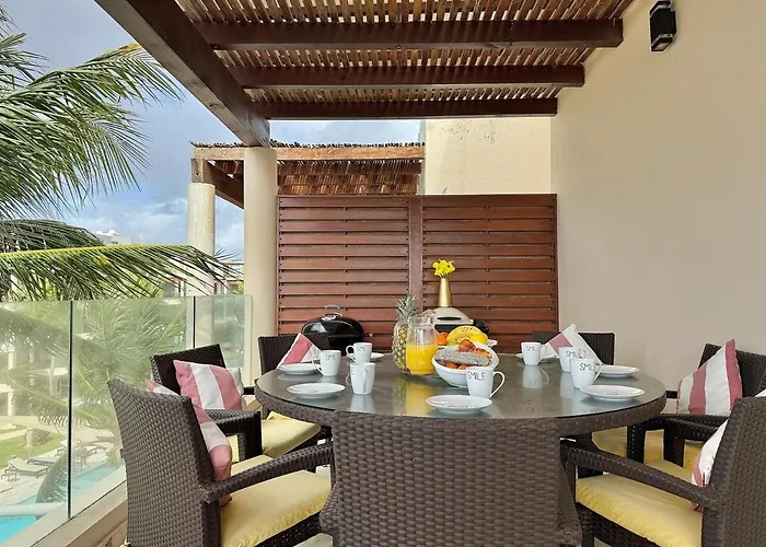 Private Club-penthouse For Large Groups