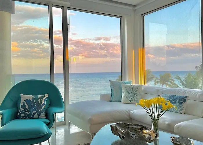 Private Club-penthouse For Large Groups Appartement